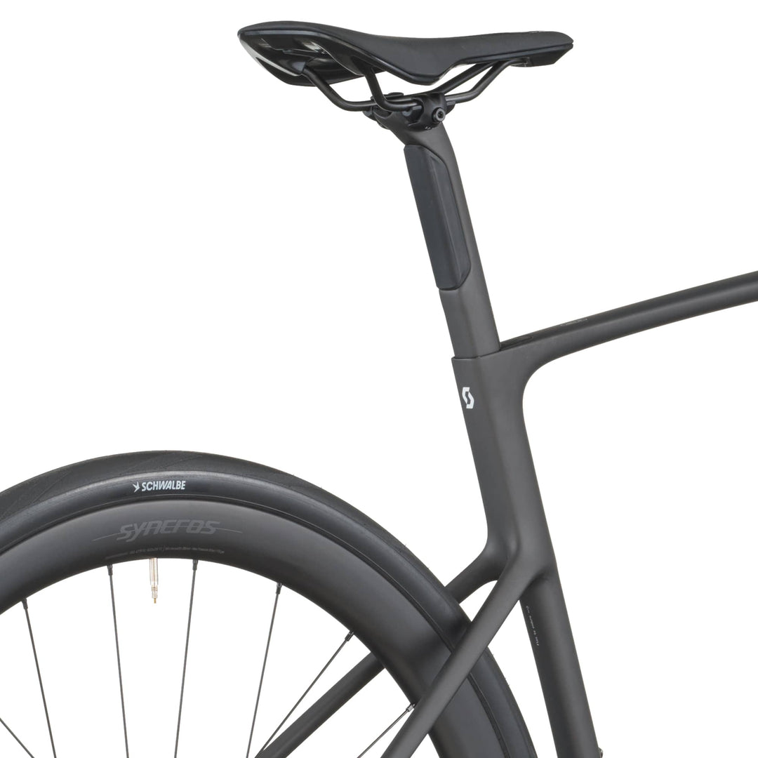 Scott Addict 30 Carbon Black 2027 Road Bike