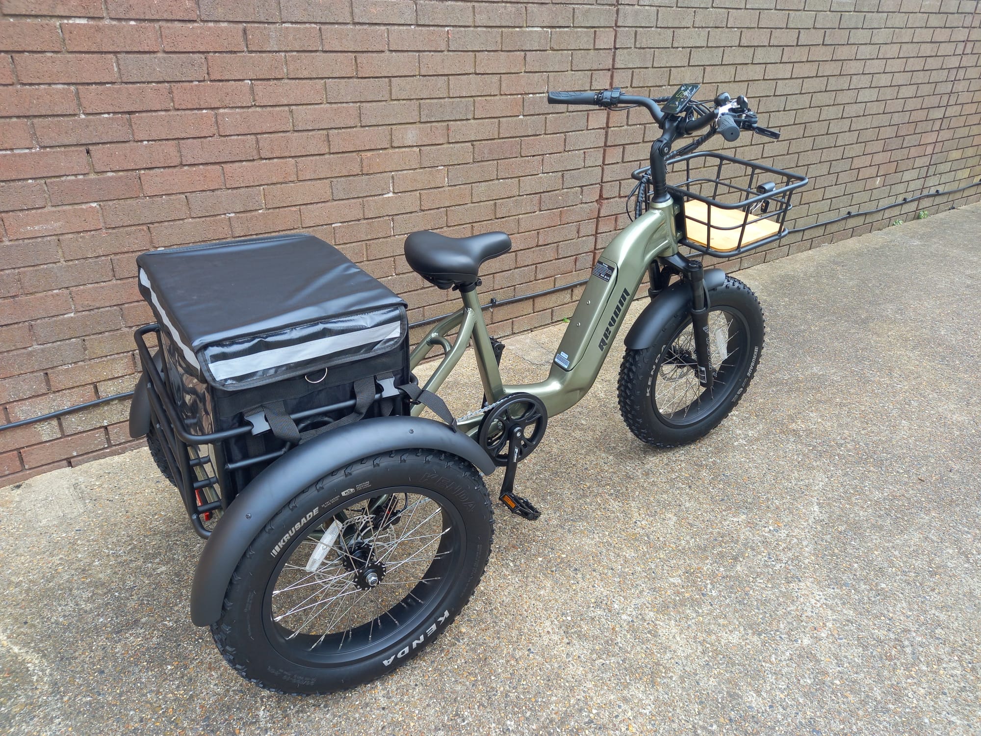 Revom T2 Fat Tyre Electric Cargo Trike Les s Cycles