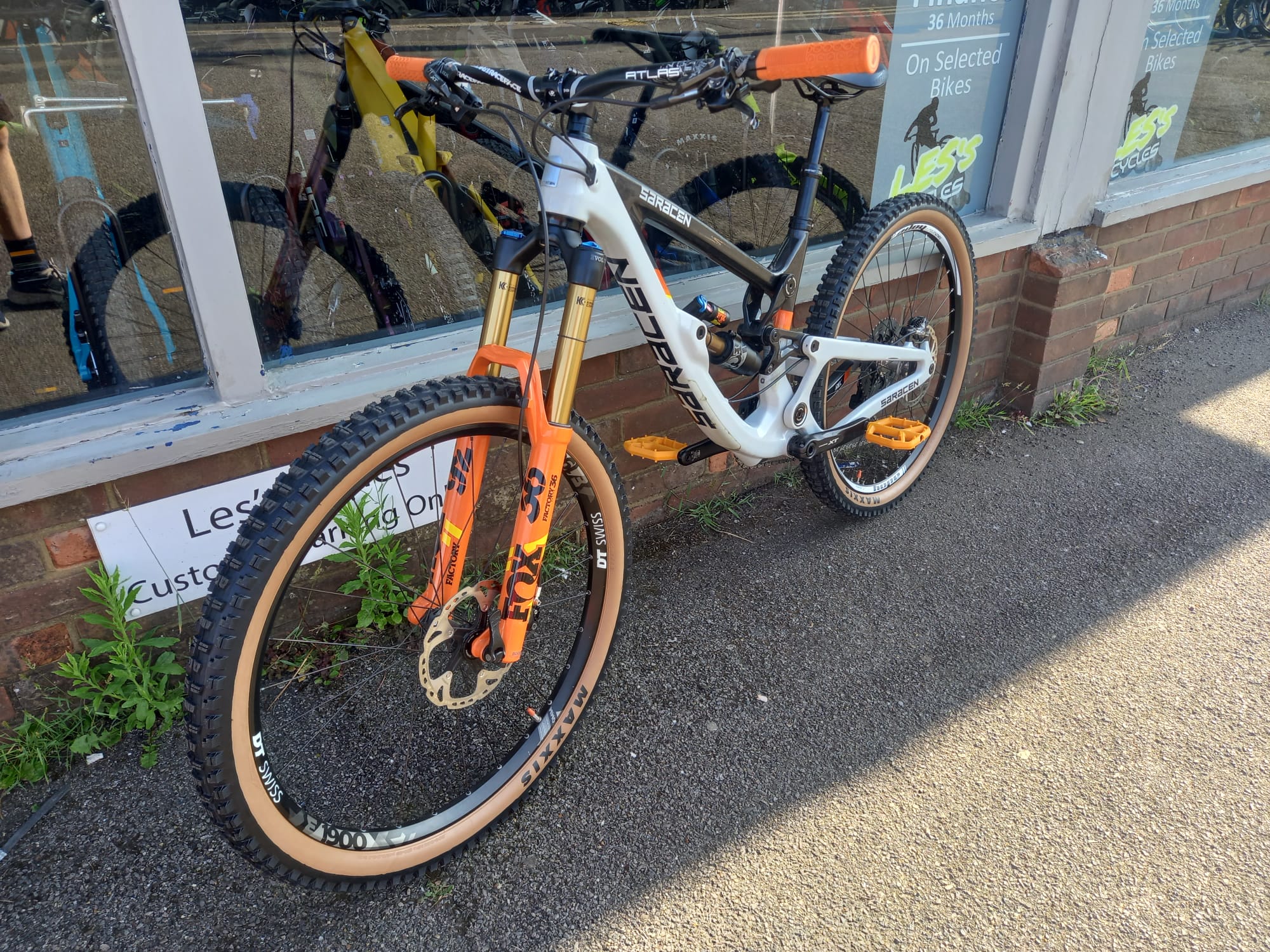 2019 saracen best sale ariel lt