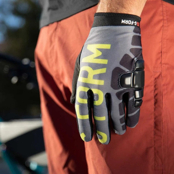 G-Form Sorata Trail Glove Black/Grey/Green