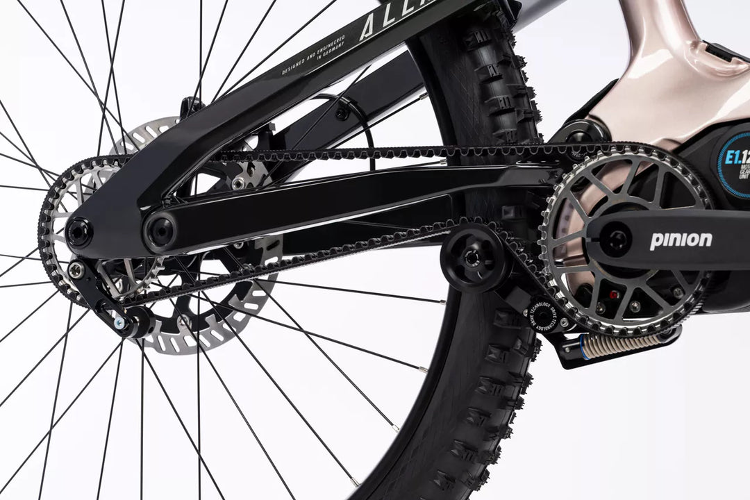 Haibike AllMtn CF 11 TRN IQ Auto Gears Motor 2025 Electric Mountain Bike