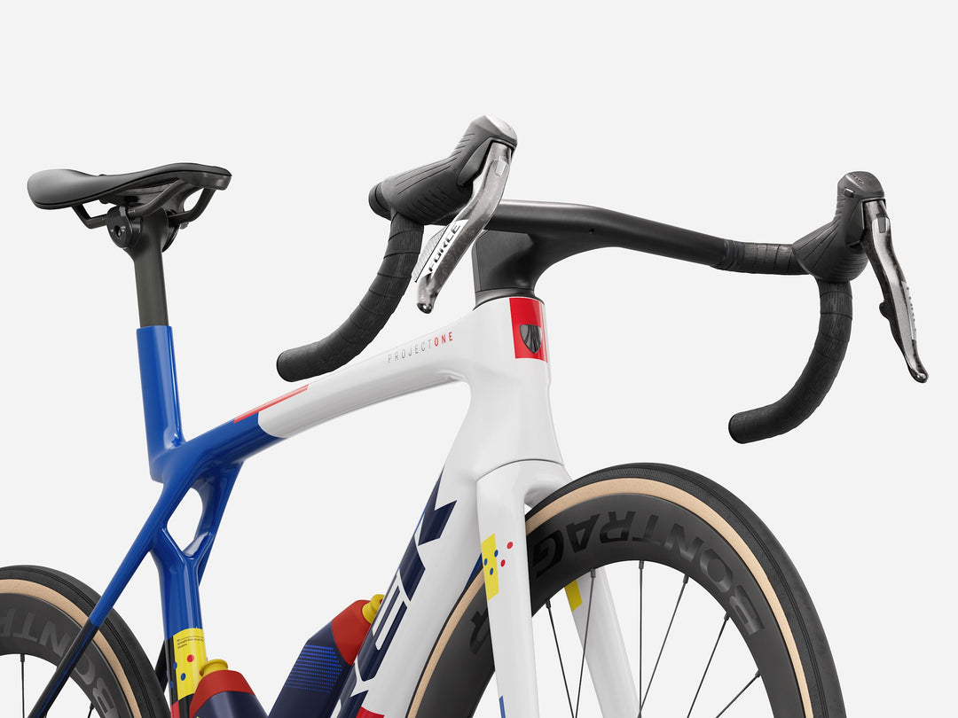 Trek Madone SLR 7 AXS Gen 8 Lidl-Trek Team Replica 2027 Road Bike
