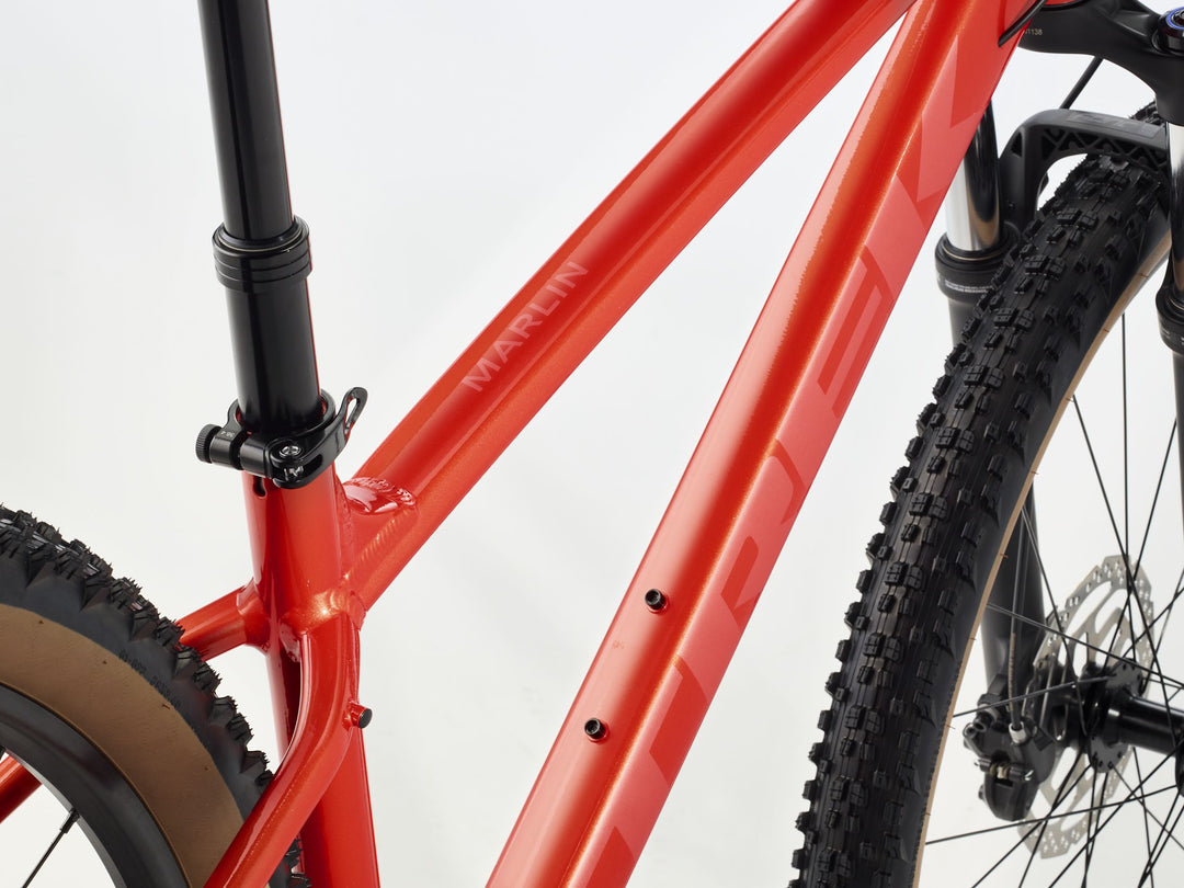 Trek Marlin 6 Gen 3 Lava 2027 Mountain Bike