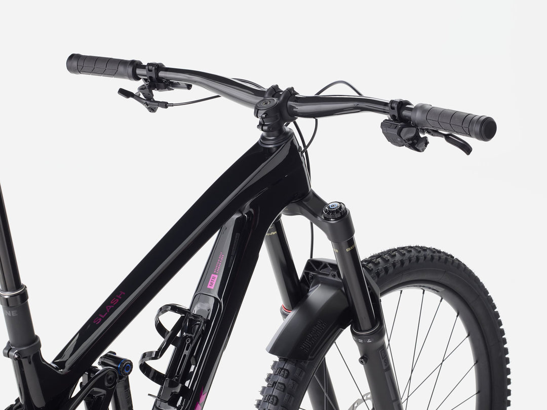 Trek Slash 9.8 XT Di2 Gen 6 Dark Star Dark Web 2026 Full Suspension Mountain Bike