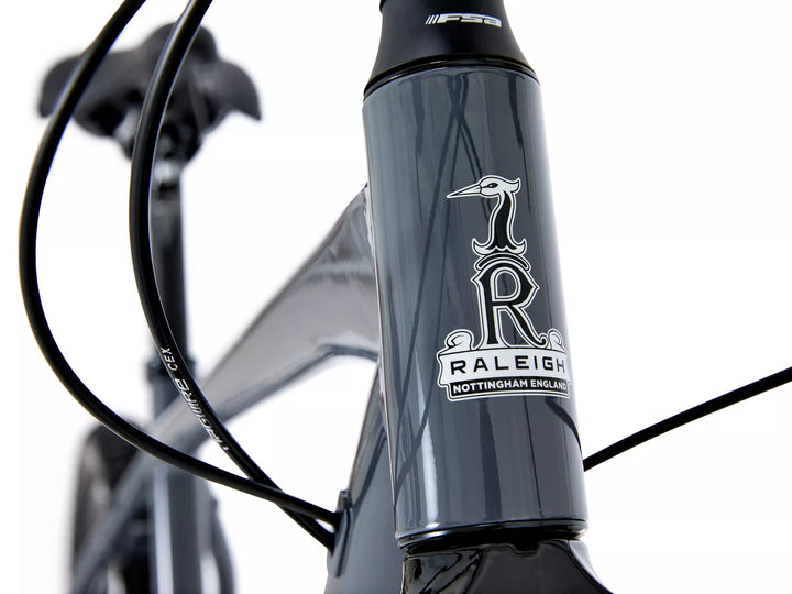 Raleigh Strada X Grey 2025 Mountain Bike