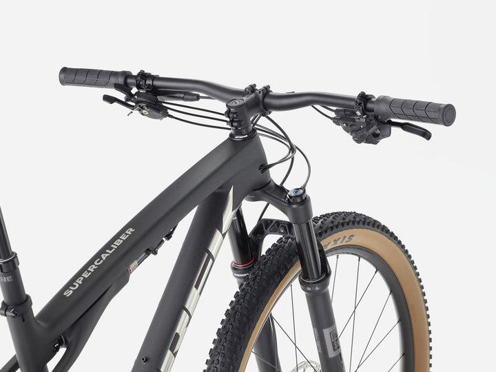 Trek Supercaliber SL 9.6 Gen 2 Matte Carbon Gloss Black Splatter 2027 Full Suspension Mountain Bike