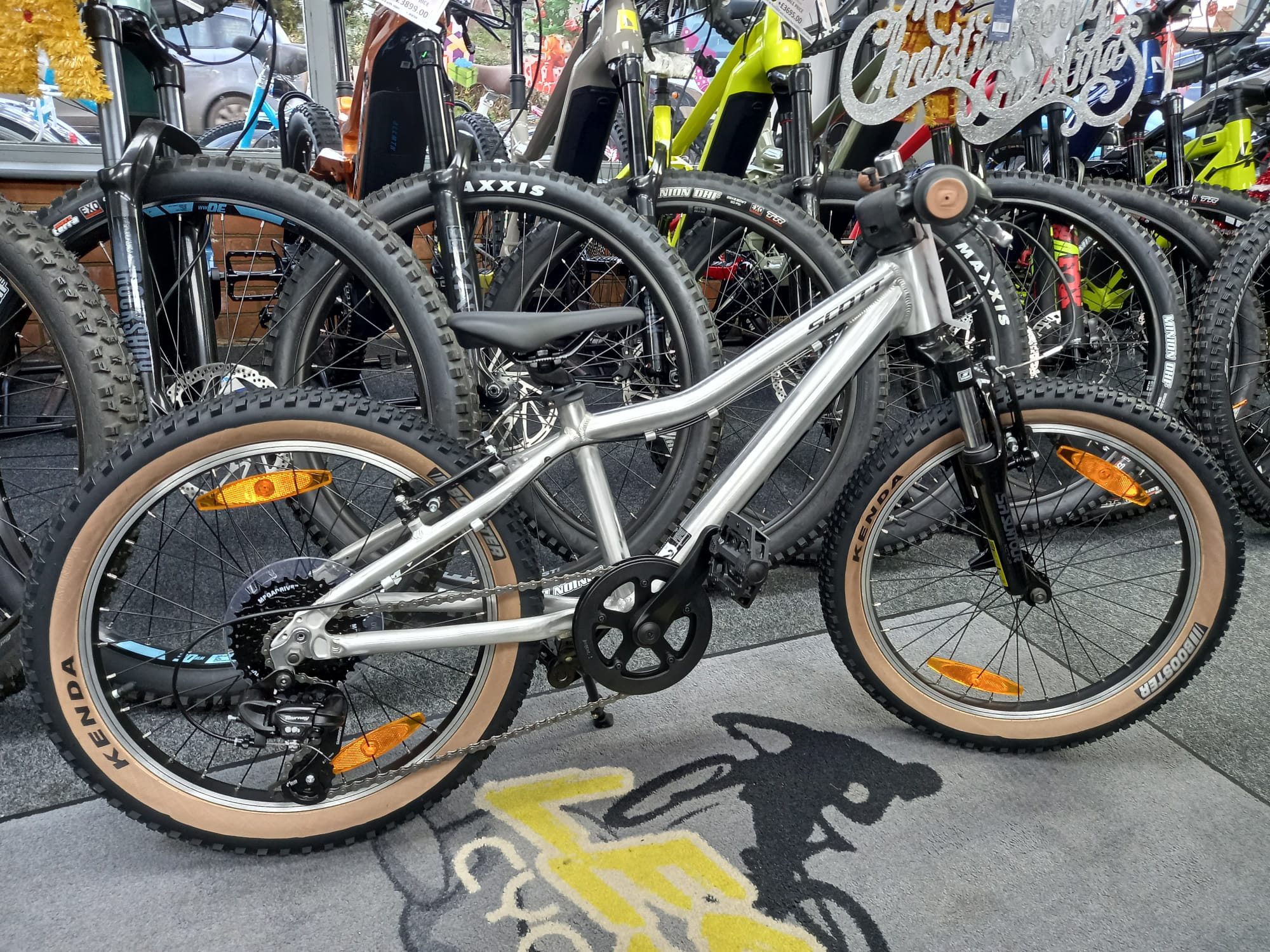 Scott scale mountain 2024 bike for sale