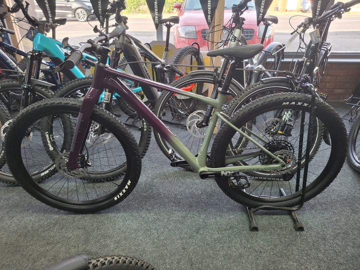 Scott Scale Gravel 20 Bike Olivine Green Blackberry 2025 - EX Display
