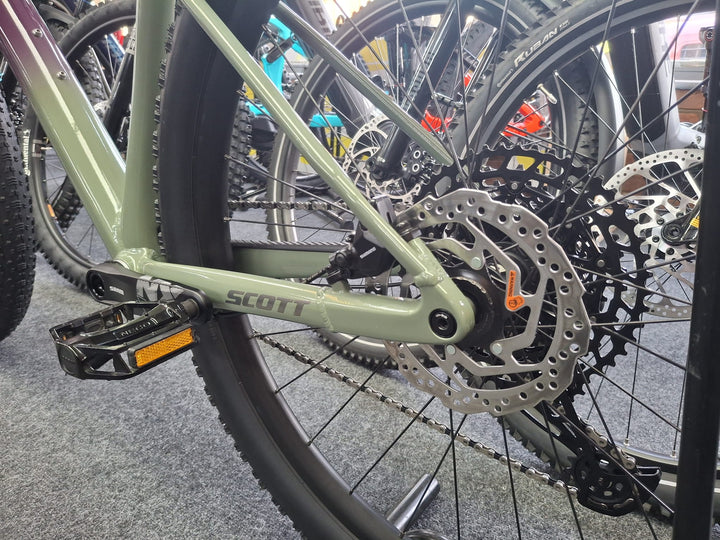 Scott Scale Gravel 20 Bike Olivine Green Blackberry 2025 - EX Display