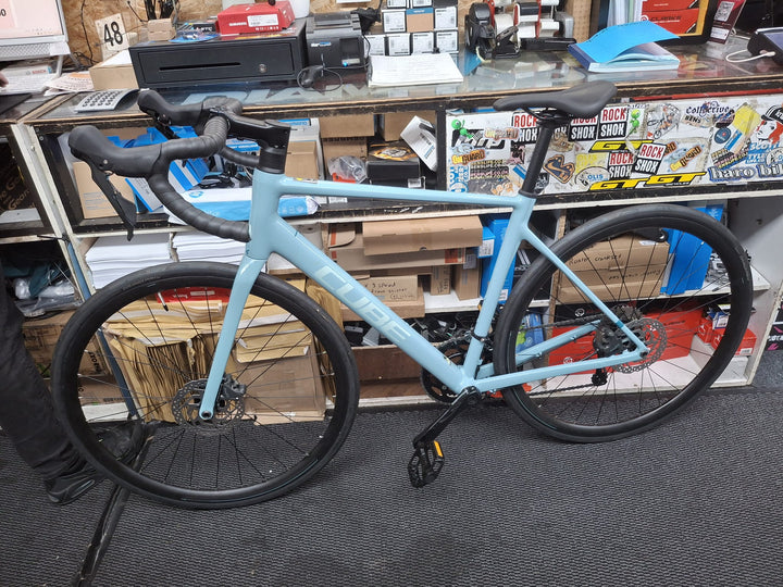 Cube Attain Race 2025 Road Bike