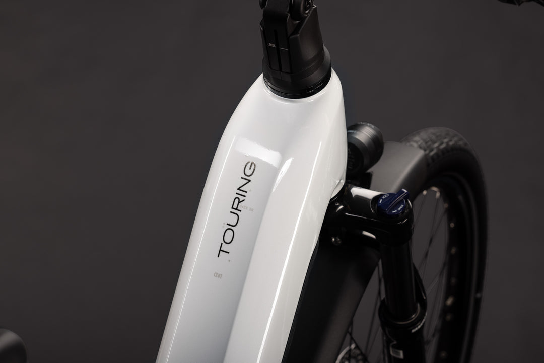 Cube Touring Hybrid One 600 Metallicwhite Chrome Easy Entry 2027 Electric Hybrid Bike