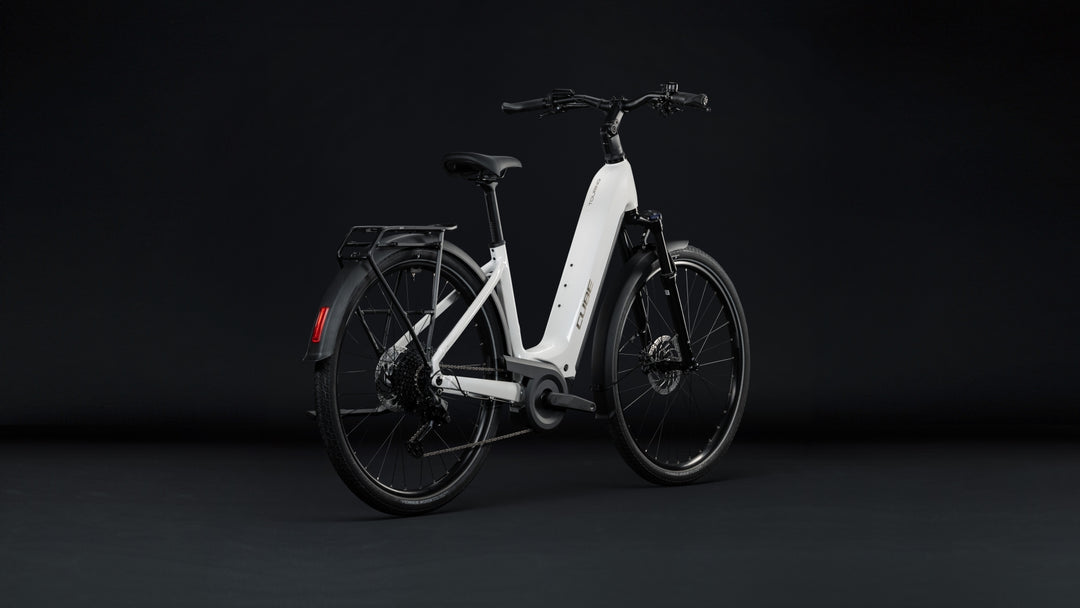 Cube Touring Hybrid One 600 Metallicwhite Chrome Easy Entry 2027 Electric Hybrid Bike