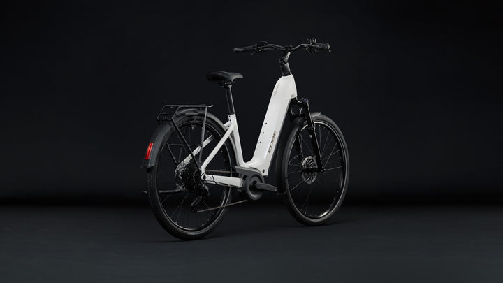 Cube Touring Hybrid One 600 Metallicwhite Chrome Easy Entry 2027 Electric Hybrid Bike
