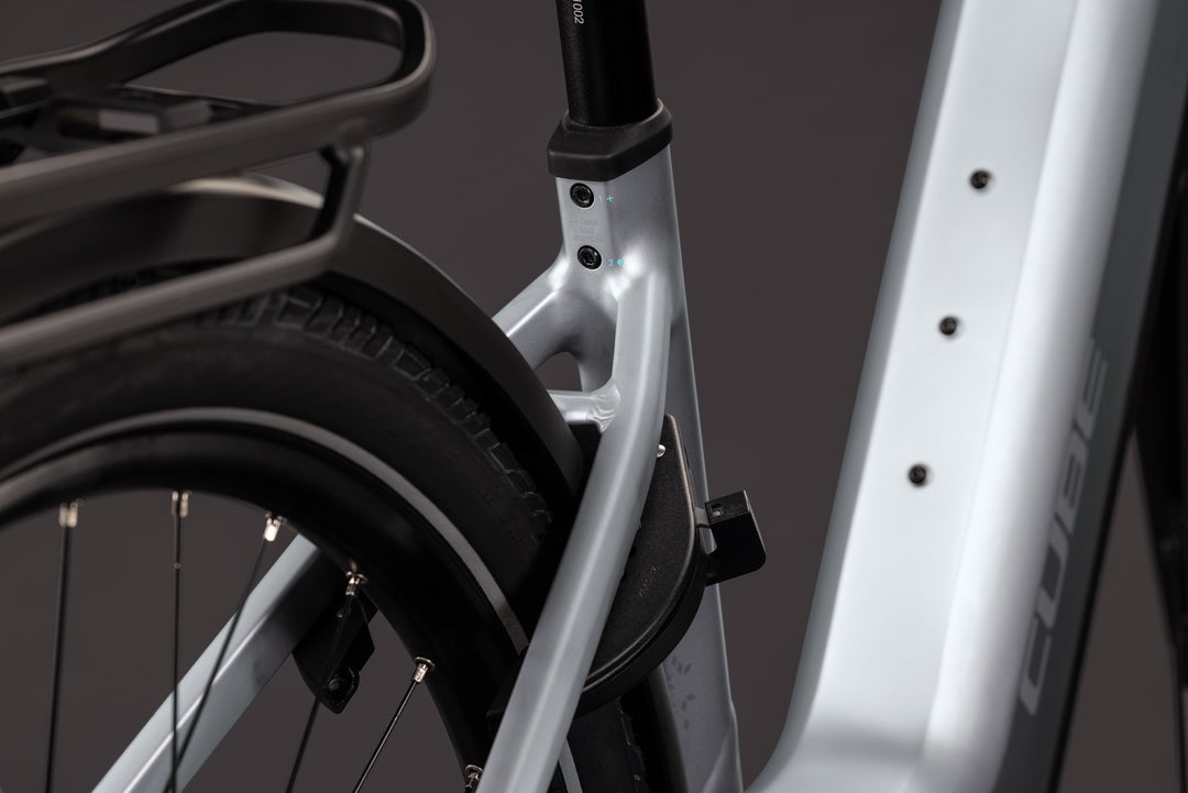 Cube Kathmandu Hybrid One 800 Silverstar Reflex Easy Entry 2027 Electric Hybrid Bike