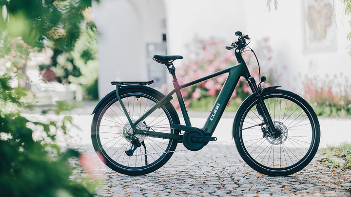 Cube Kathmandu Hybrid EXC 800 Stellar Chrome 2027 Electric Hybrid Bike