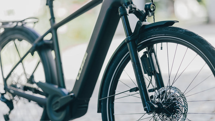 Cube Kathmandu Hybrid EXC 800 Stellar Chrome 2027 Electric Hybrid Bike