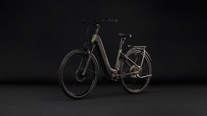Cube Kathmandu Hybrid EXC 800 Stellar Chrome Easy Entry 2027 Electric Hybrid Bike