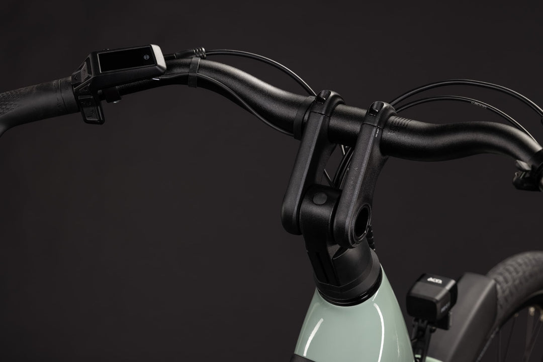Cube Supreme Hybrid Deluxe One 600 Aloegreen Reflex Easy Entry 2027 Electric Hybrid Bike
