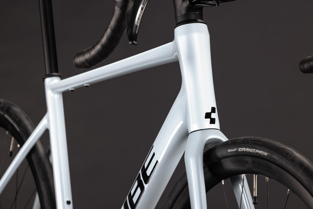 Cube Attain Race Glacier Black 2027 Road Bike