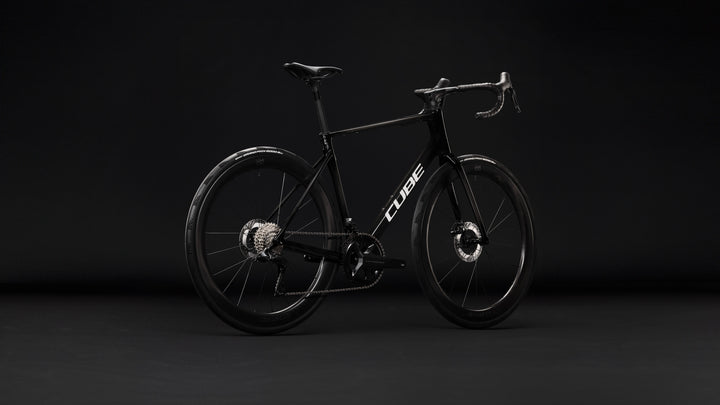 Cube Attain C:62 SLT Carbon White 2027 Road Bike