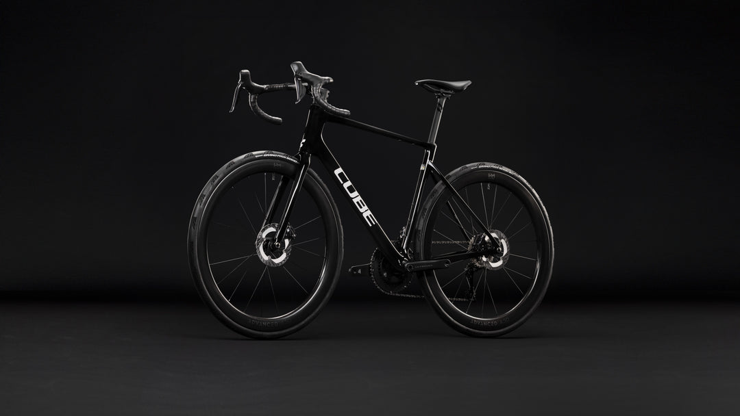 Cube Attain C:62 SLT Carbon White 2027 Road Bike