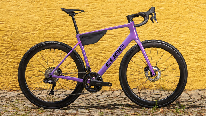 Cube Attain C:62 SLT Cosmicpurple Black 2027 Road Bike