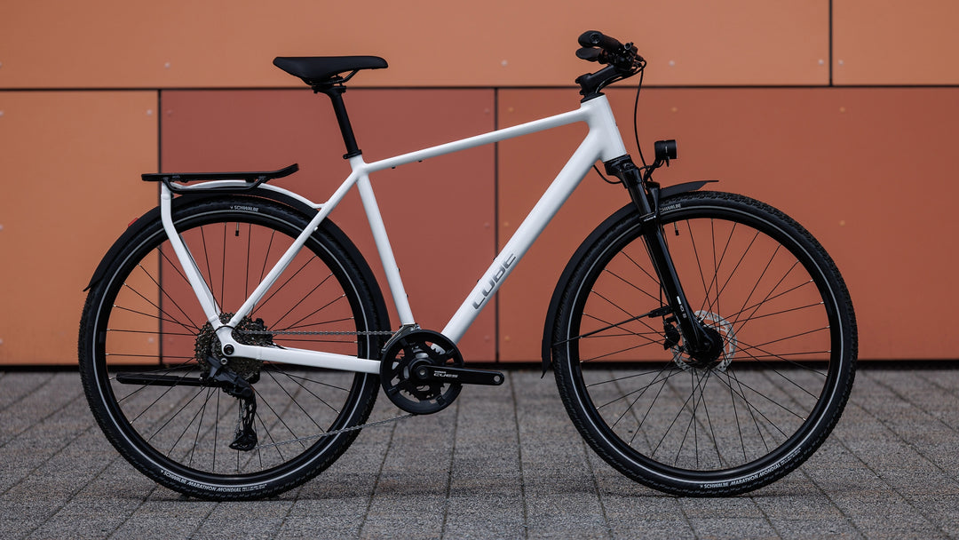 Cube Kathmandu Pro Metallicwhite Chrome 2027 Hybrid Bike