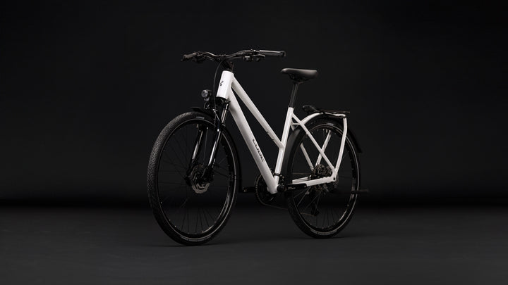 Cube Kathmandu Pro Metallicwhite Chrome Trapeze 2027 Hybrid Bike
