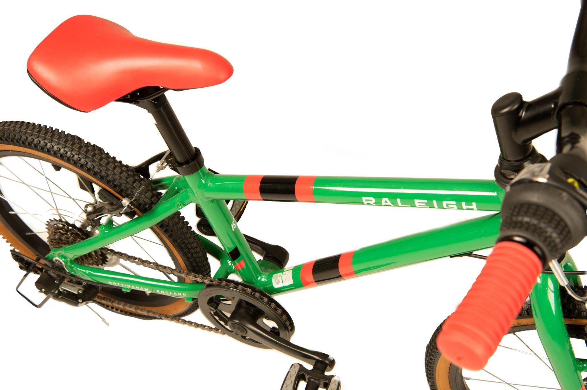 Raleigh Pop 18 Green Kids Bike Les s Cycles